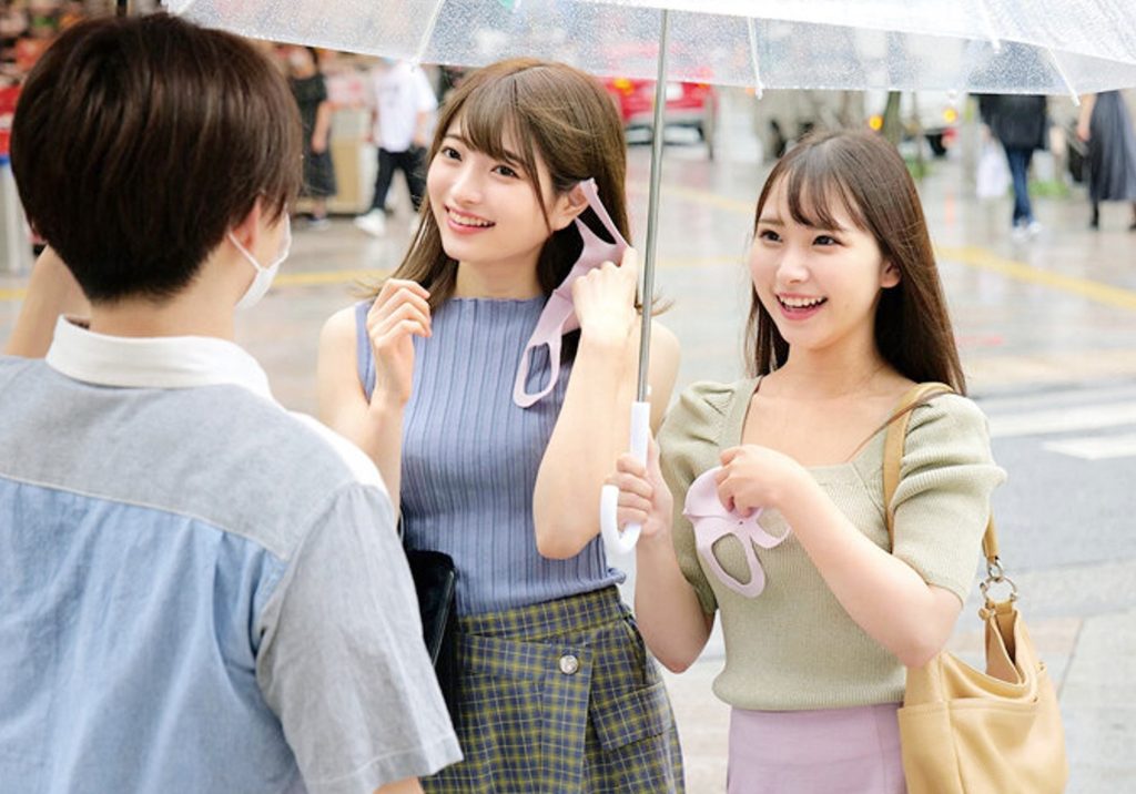 高額謝礼に釣られて…童貞くんを逆ナン&筆下ろしの即ハメチャレンジｗｗ素人JDお姉さん二人組がドキドキ赤面のDTチンポ狩り♡