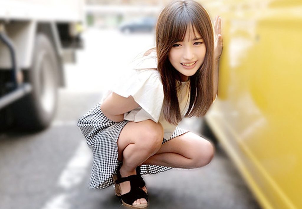 ちょ…ダメぇ♡美少女お姉さんに野外でリモバイお散歩オファー♡路上でいきなりマンコに強振動で…脱力＆発情の赤面羞恥プレイ♡