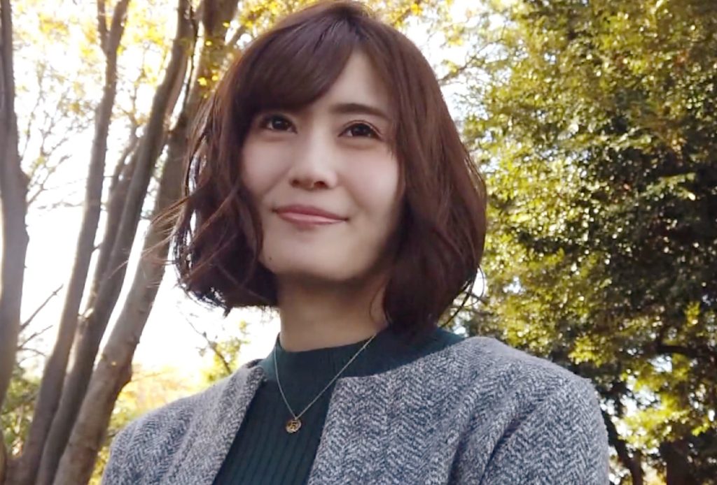 罪悪感ゼロで真っ昼間からNTR浮気セックスで美を追求する…くっそ可愛い極上美形な人妻がイケメン間男と即ハメ寝取られ姦♡