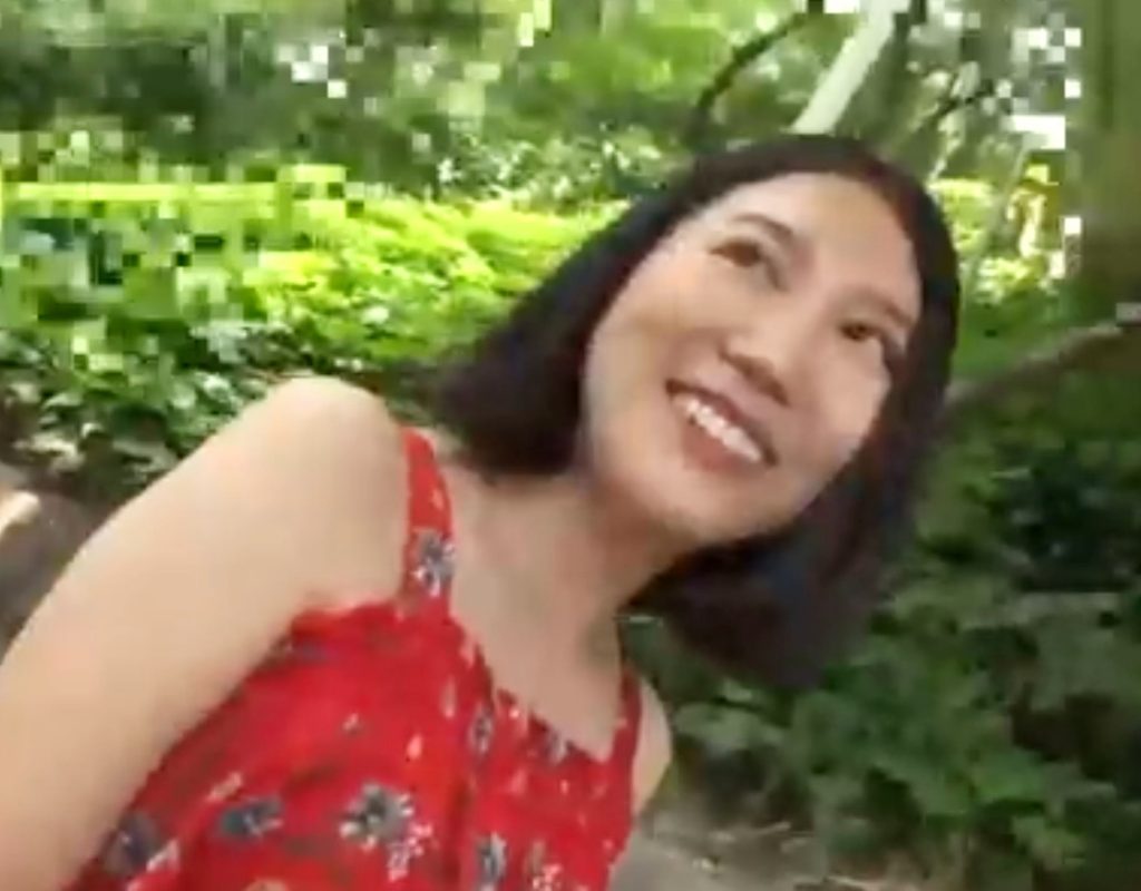 貴方ごめんなさい♡清楚なフリしたチンポ依存の美人ママがNTR浮気のハメ堕ちSEX♡真っ昼間から膣穴露出でビッチ同然の不貞行為♡