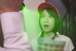 生意気な美女も奇妙な光で従順言いなり…催眠光線を使用でイタズラ痴漢ヤリ三昧♡ドMが開花でチンポ奴隷化のSEXドールを即ハメ姦