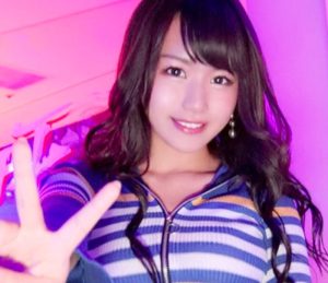 ナンパ歓迎& 即ハメおKの巨乳おっぱいな尻軽お姉さんをクラブで発見♡ガチムチ筋肉マッチョのヤリチンとハメ撮り生挿入で中出し