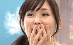 (素人ナンパ)え…私でイイの…かな?♡童貞救済に天使のような巨乳人妻が…ド緊張のなかで初心者チンポを赤面筆下ろし