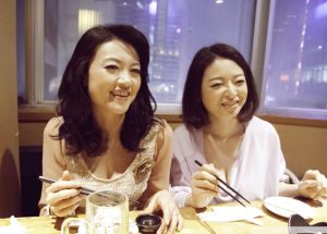 ふふっおばさんを口説いてどーするの?♡若い男のナンパ口説きに乙女回帰のほろ酔い熟女がメス発動でNTR不倫覚悟の即ハメ火遊び