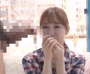 《人妻ナンパ》嘘っこんなに?…夫より凄…い…♡素股で強制発情のマンコに巨根挿入~寝取られ熟女が本気モードで淫乱メス化する